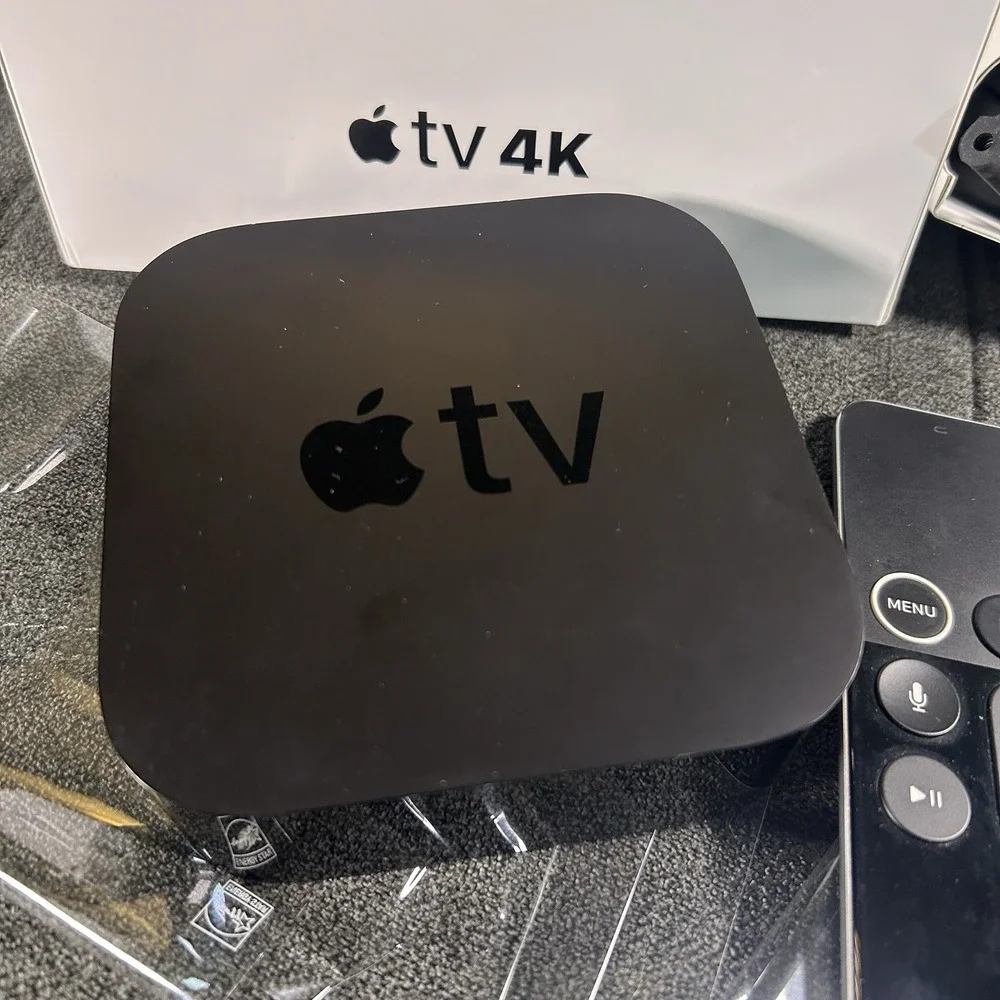 Apple TV 32GB 4K HD Media Streamer - Black (MQD22LL/A)